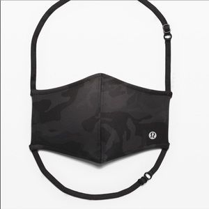 Lululemon Double Strap Mask NEVER WORN